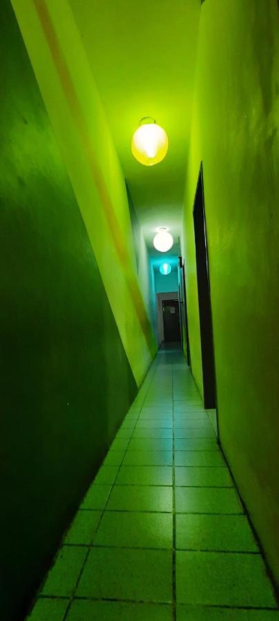 Full Sail Hostel Форталеза Екстериор снимка